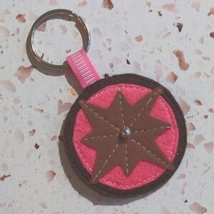 Handcrafted Compass Rose Not All Who Wander Are Lost Key Fob Pink Felt | New #5